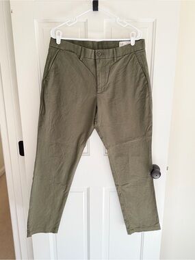 GAP Slim Fit Olive Green Chino Pants Men’s 34x30 Stretch Cotton